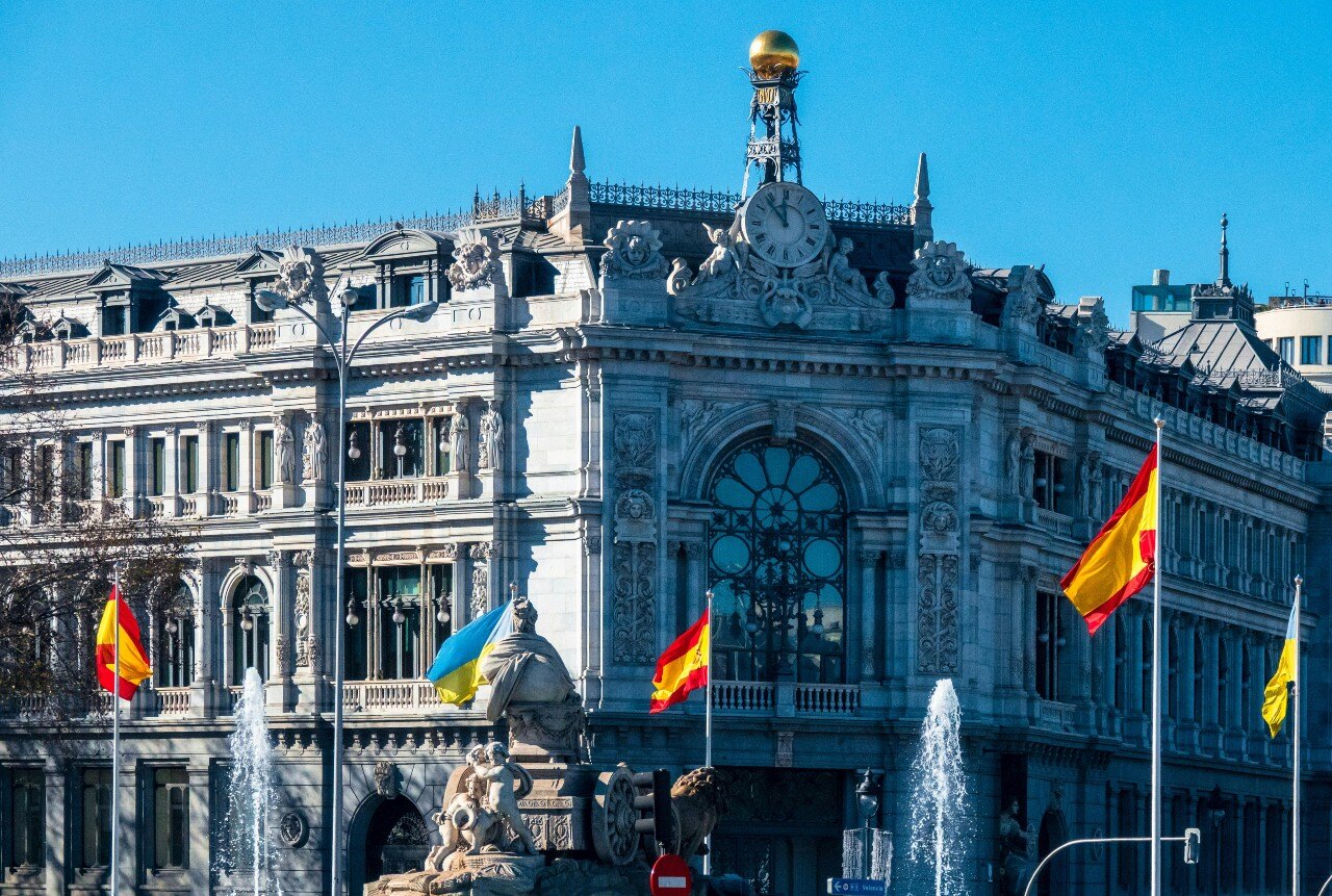 Fondos Buitre vs Bancos: la Batalla por los Créditos Morosos